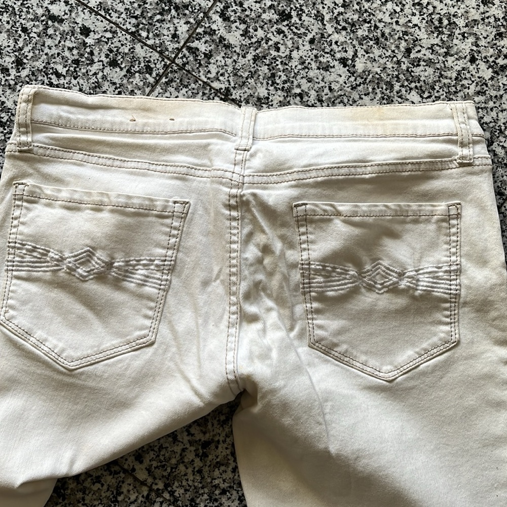 Capris - Picture 2 of 2